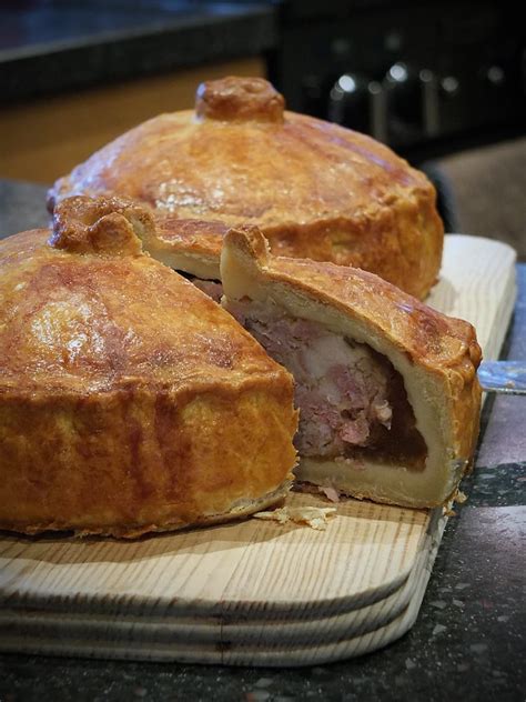 traditional-british-hand-raised-pork-pie image
