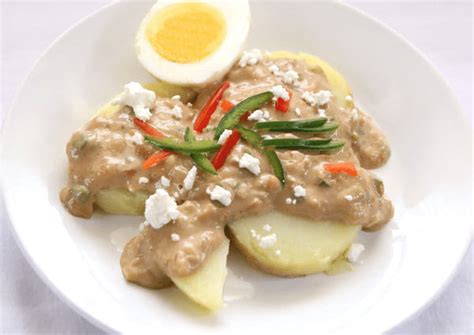 peruvian-peanut-potatoes-cookthink image
