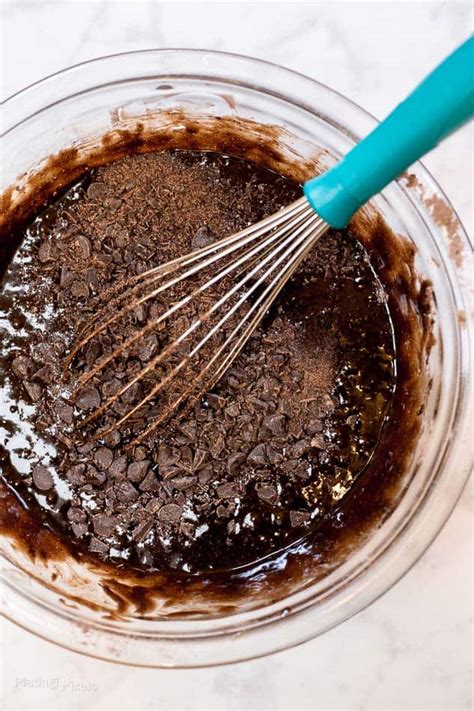 dark-chocolate-espresso-brownies-plating-pixels image