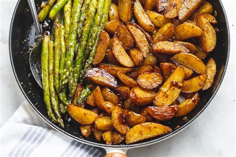 balsamic-baby-potatoes-with-asparagus image