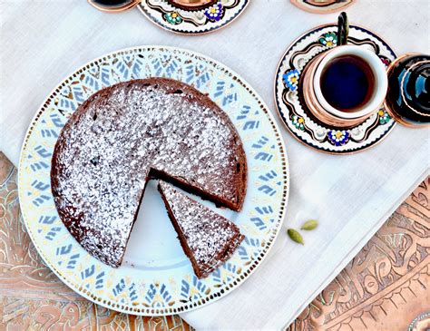turkish-coffee-cake-measuring-cups-optional image
