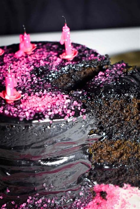black-velvet-cake-recipe-blackest-black-cake image