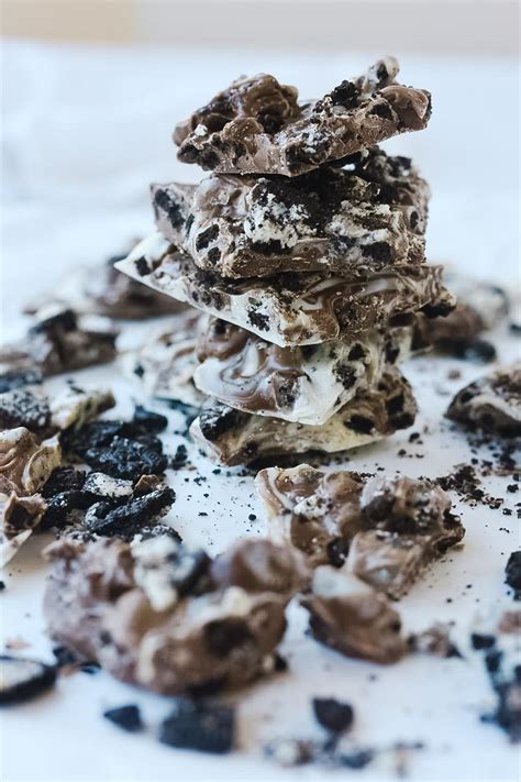 cookies-and-cream-bark-your-homebased-mom image