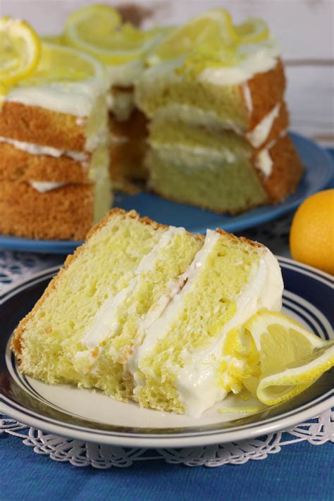 olive-garden-copycat-lemon-cream-cake image