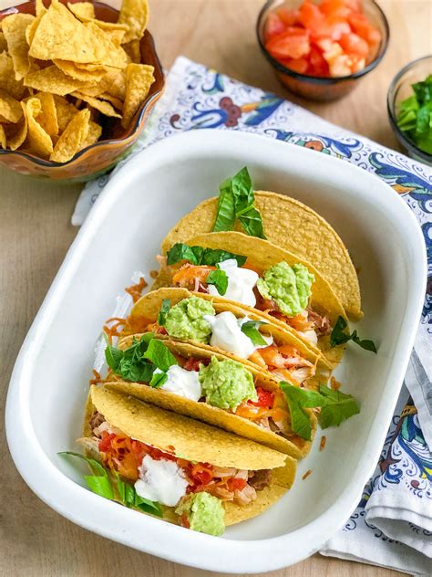 quick-and-easy-oven-baked-chicken-tacos-31-daily image