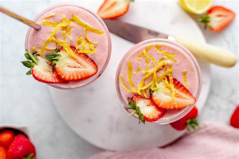 strawberry-lemonade-smoothie-ambitious-kitchen image