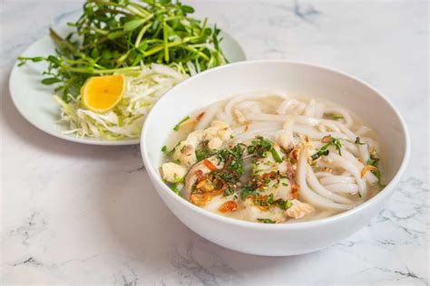 vietnamese-banh-canh-soup-with-homemade-noodle image