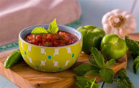 guatemalan-chirmol-salsa-vv-supremo-foods-inc image