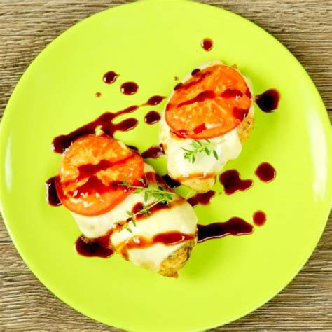 mozzarella-and-tomato-chicken-breast-so-delicious image