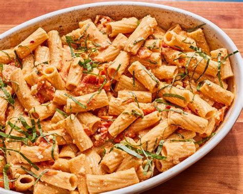 how-to-make-your-tiktok-baked-feta-pasta-food image