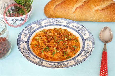 ground-beef-kapuska-cabbage-stew-recipe-turkish image