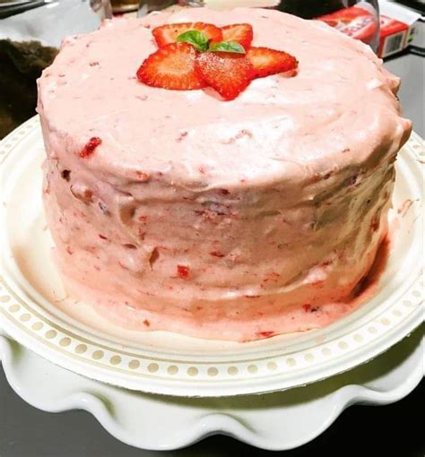 mama-sewards-strawberry-cake-recipe-hellemecom image