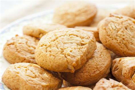best-ever-almond-cookies-12-tomatoes image