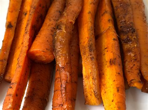 spicy-roasted-carrots-with-berbere-and-mushrooms image