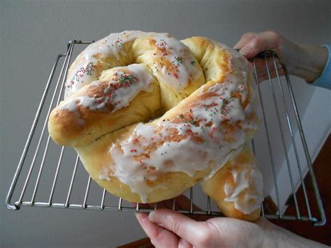 good-luck-pretzel-recipe-for-the-new-year-beauty image