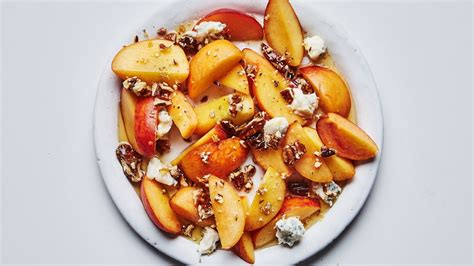 nectarines-and-peaches-with-lavender-syrup-bon image