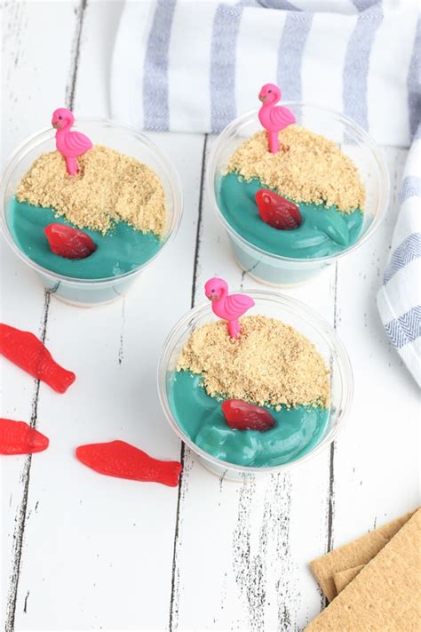 sand-and-beach-pudding-cups-mommymadethatcom image