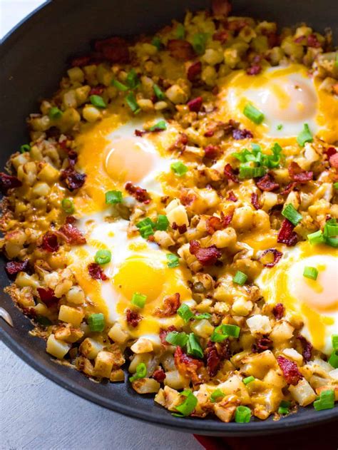 bacon-egg-and-potato-breakfast-skillet-the-girl-who image
