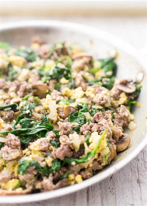 joes-special-scrambled-eggs-with-spinach-beef-and image