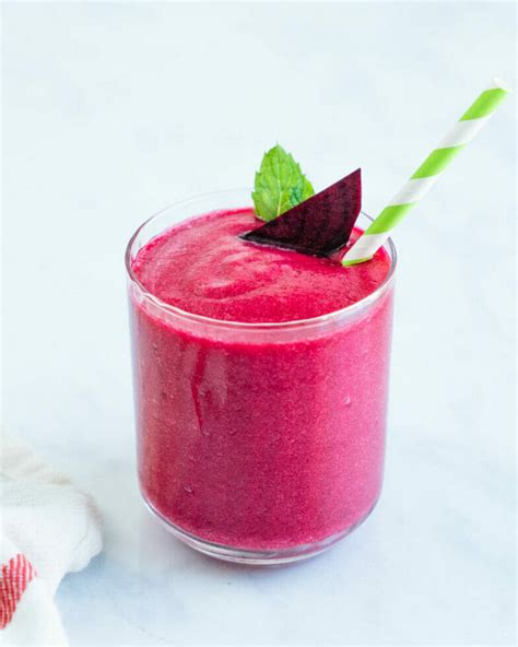 easy-beet-smoothie-a-couple-cooks image