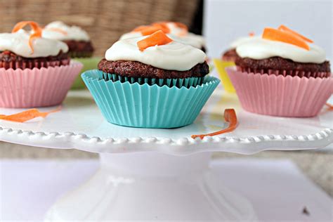 carrot-cupcakes-with-maple-cream-cheese-frosting image