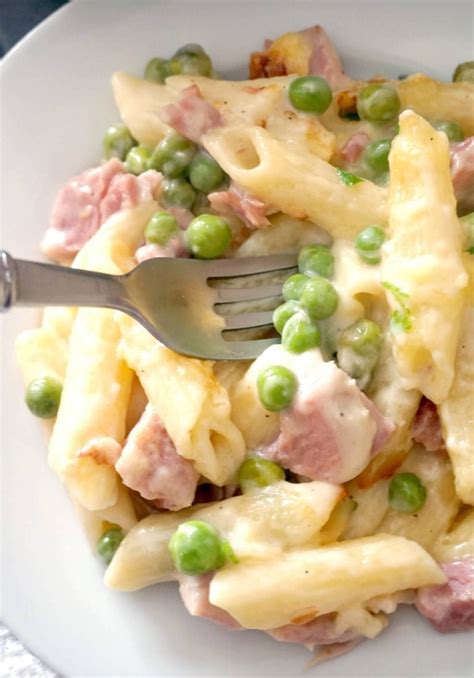 cheesy-ham-and-pea-pasta-bake-my-gorgeous image