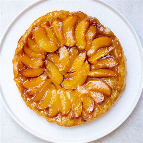 easy-peach-tarte-tatin-for-beginners-two-kooks-in image