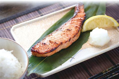 best-grilled-japanese-salmon-recipes-we-love-japanese image