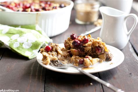 baked-oatmeal-with-cranberries-apples-and-cinnamon image