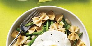 asparagus-pasta-with-fried-egg-recipe-self image