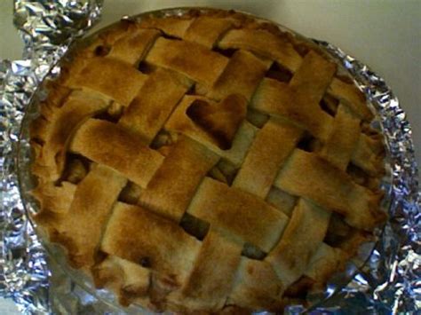 betty-crockers-apple-pie-recipe-sparkrecipes image