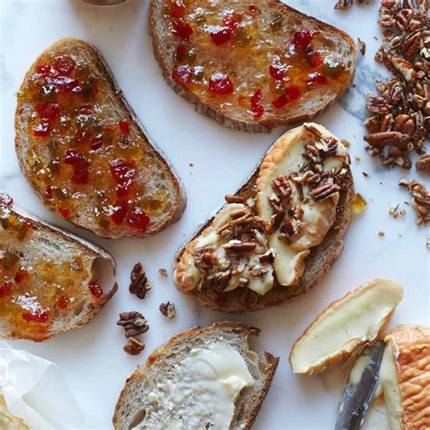poisses-grilled-cheese-and-pepper-jelly-sandwiches image