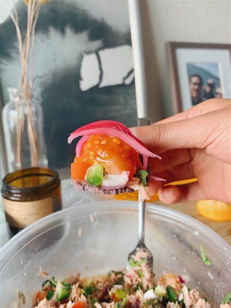 how-to-make-a-quick-and-easy-canned-tuna-ceviche image