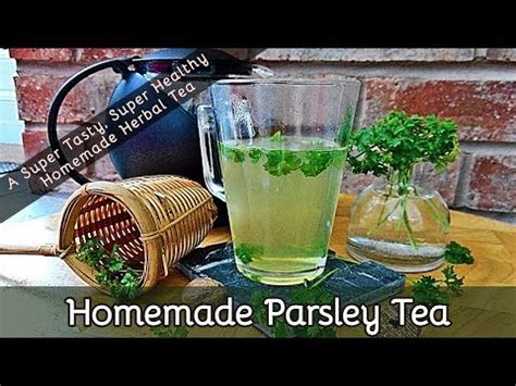 how-to-make-parsley-tea-using-fresh-or-dried image