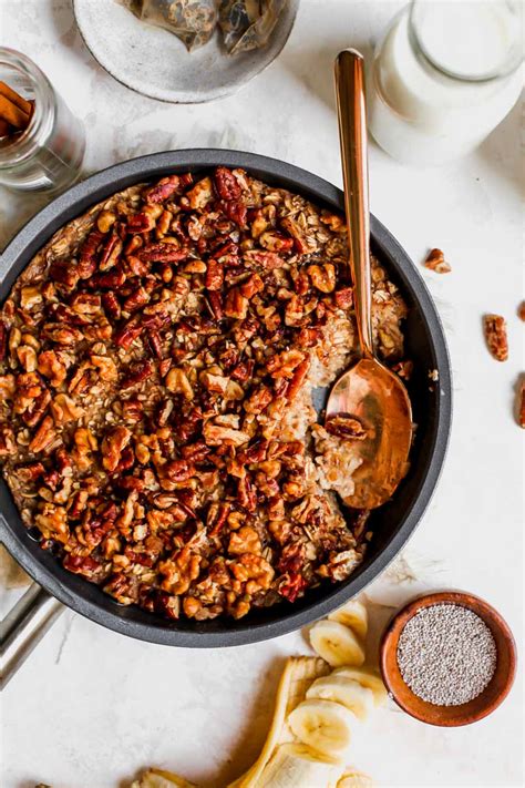 chai-spice-baked-oatmeal-with-pecan-crumble image