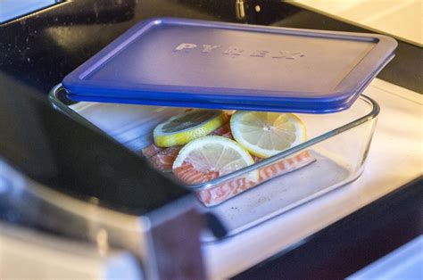 skip-the-ovenmicrowave-your-fish-food-hacks image