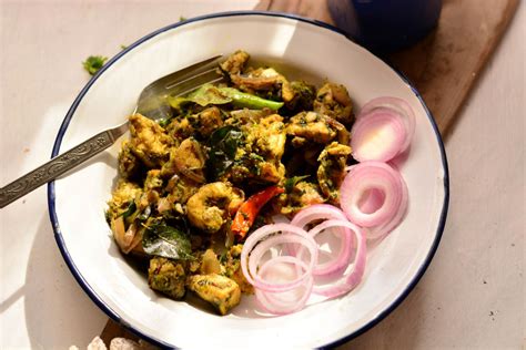 andhra-style-green-chilli-chicken-recipe-archanas image