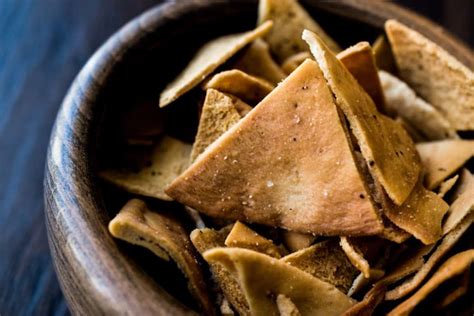toasted-pita-chip-triangles image