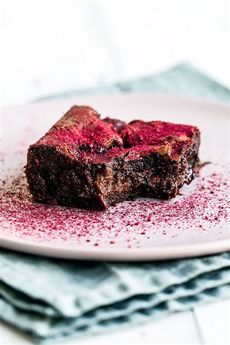 easy-raspberry-brownie-recipe-handle-the-heat image