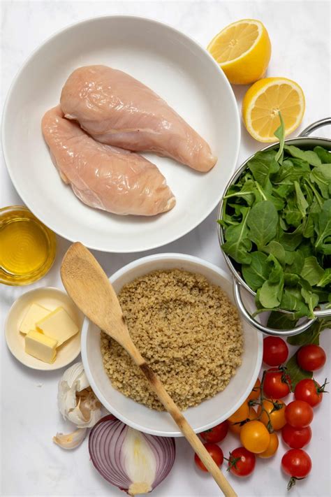 chicken-quinoa-bowl-the-harvest-kitchen image
