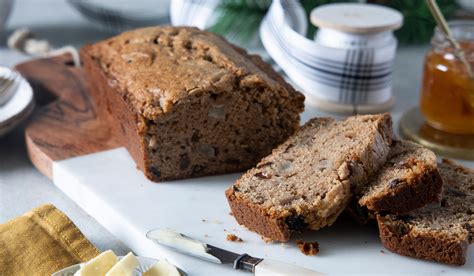 chef-craigs-spiced-pear-and-rum-raisin-loaf-get image