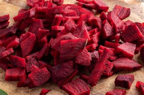 lacto-fermented-spicy-beets-nourished-essentials image