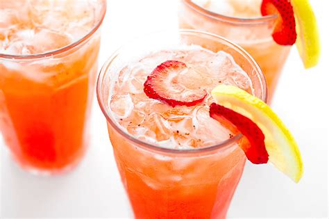 strawberry-lemonade-recipe-she-wears-many-hats image