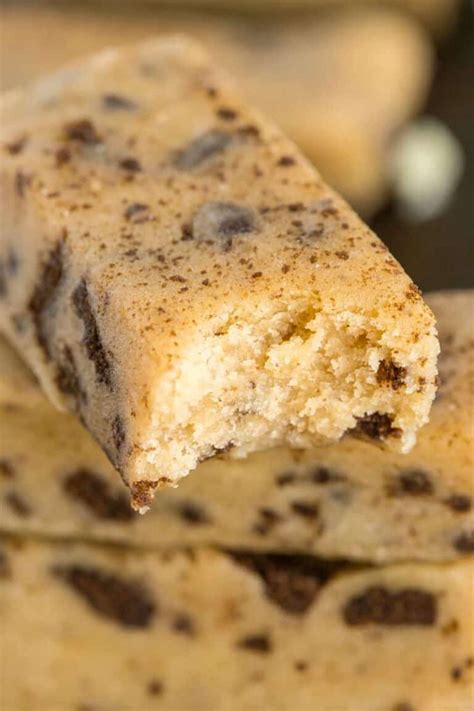 no-bake-cookies-and-cream-protein-bars-the-big-mans image