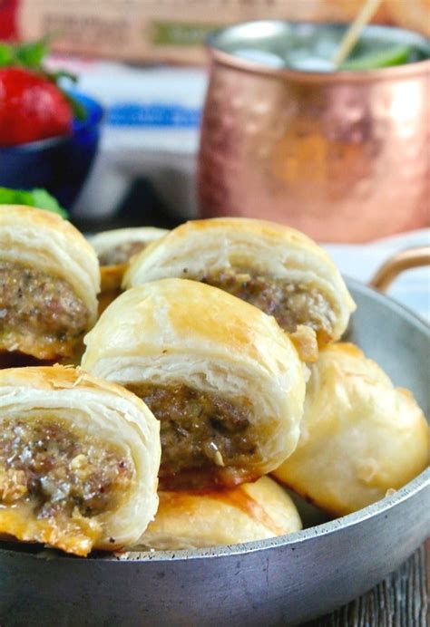 sausage-roll-recipe-with-puff-pastry-the-foodie-affair image