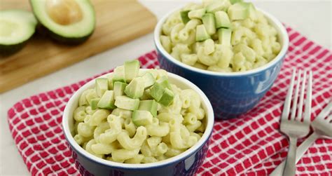 avocado-macaroni-and-cheese-american-institute-for image