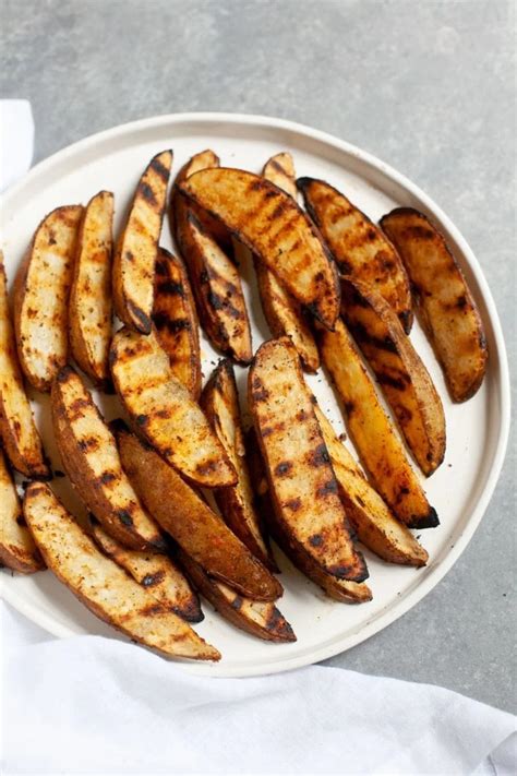 perfect-grilled-potato-wedges-wholefully image