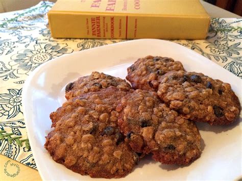 cape-cod-oatmeal-cookies-myuntangledlifecom image