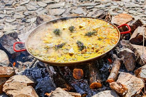 classic-spain-andalucian-paella-recipe-by-chef-david image