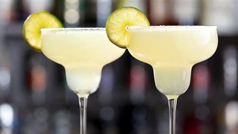 smoky-and-spicy-grilled-citrus-margaritas-today image